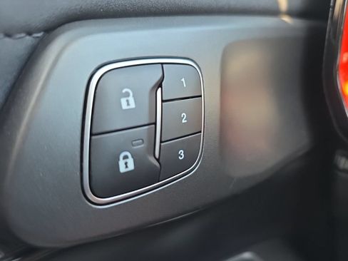 Used 2025 Ford Ranger Raptor AWD/4WD image 25