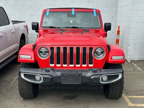 Used 2021 Jeep Wrangler Unlimited Sahara w/ Cold Weather Group AWD/4WD image 2