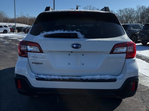Used 2019 Subaru Outback 2.5i Premium image 7