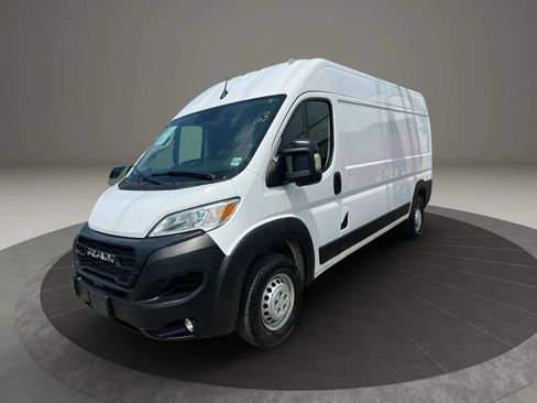 Used 2025 RAM ProMaster 2500 w/ Convenience Group FWD image 1