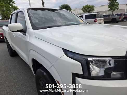 Used 2023 Nissan Frontier SV RWD image 4