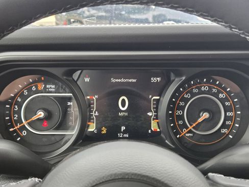 New 2026 Jeep Gladiator Mojave AWD/4WD image 9