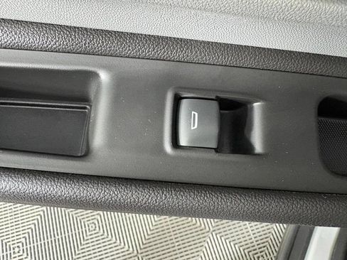 Used 2022 GMC Terrain SLE FWD image 43