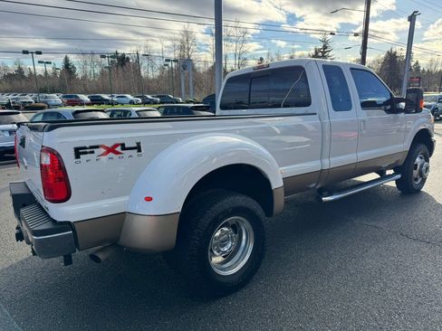 Used 2011 Ford F350 Lariat w/ Lariat Interior Pkg image 4