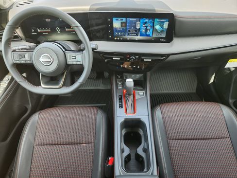 New 2026 Nissan Kicks SR AWD/4WD image 23