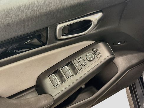 Used 2025 Honda Civic Sport image 15