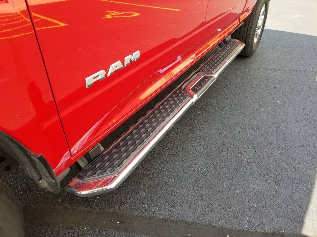 Certified 2024 RAM 2500 Big Horn w/ Safety Group AWD/4WD image 4