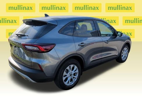 Used 2025 Ford Escape Active image 6