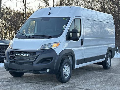 New 2026 RAM ProMaster 2500 w/ Convenience Group image 6