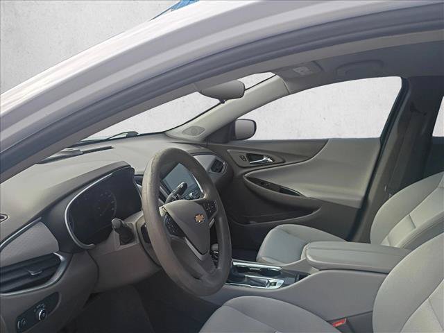 Used 2022 Chevrolet Malibu LT FWD image 9