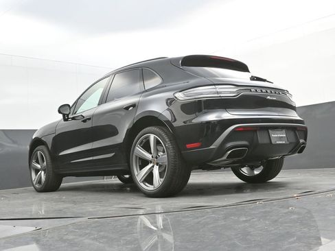 New 2026 Porsche Macan AWD/4WD image 31