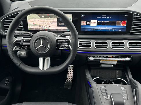 New 2026 Mercedes-Benz GLS 450 4MATIC image 14