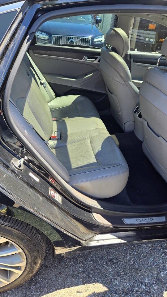 Used 2017 Genesis G80 3.8 w/ Option Group 03 AWD/4WD image 11