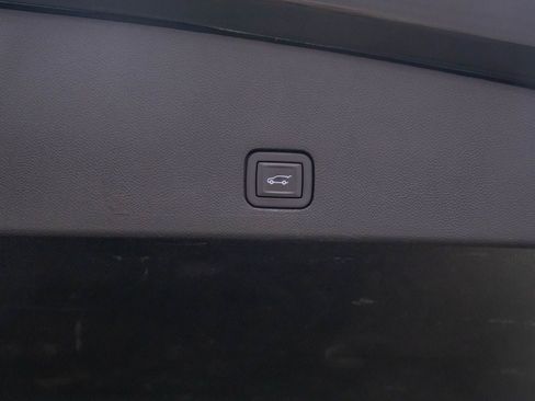 Certified 2024 Cadillac XT6 Premium Luxury w/ LPO, Floor Liner Package image 34