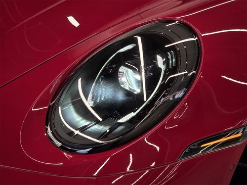 Used 2025 Porsche 911 Carrera GTS image 26