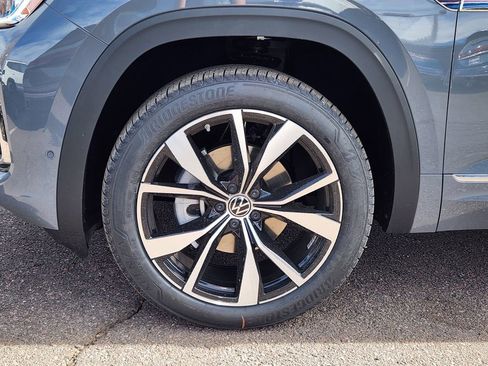New 2026 Volkswagen Atlas SEL Premium R-Line AWD/4WD image 15