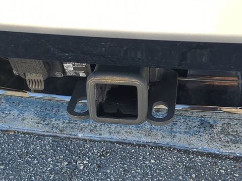 Certified 2022 Volkswagen Atlas Cross Sport SEL Premium R-Line image 12