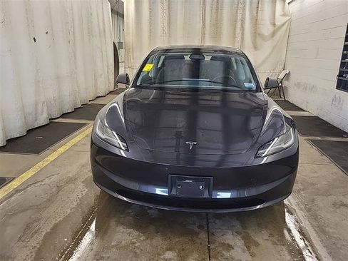 Used 2024 Tesla Model 3 RWD image 4