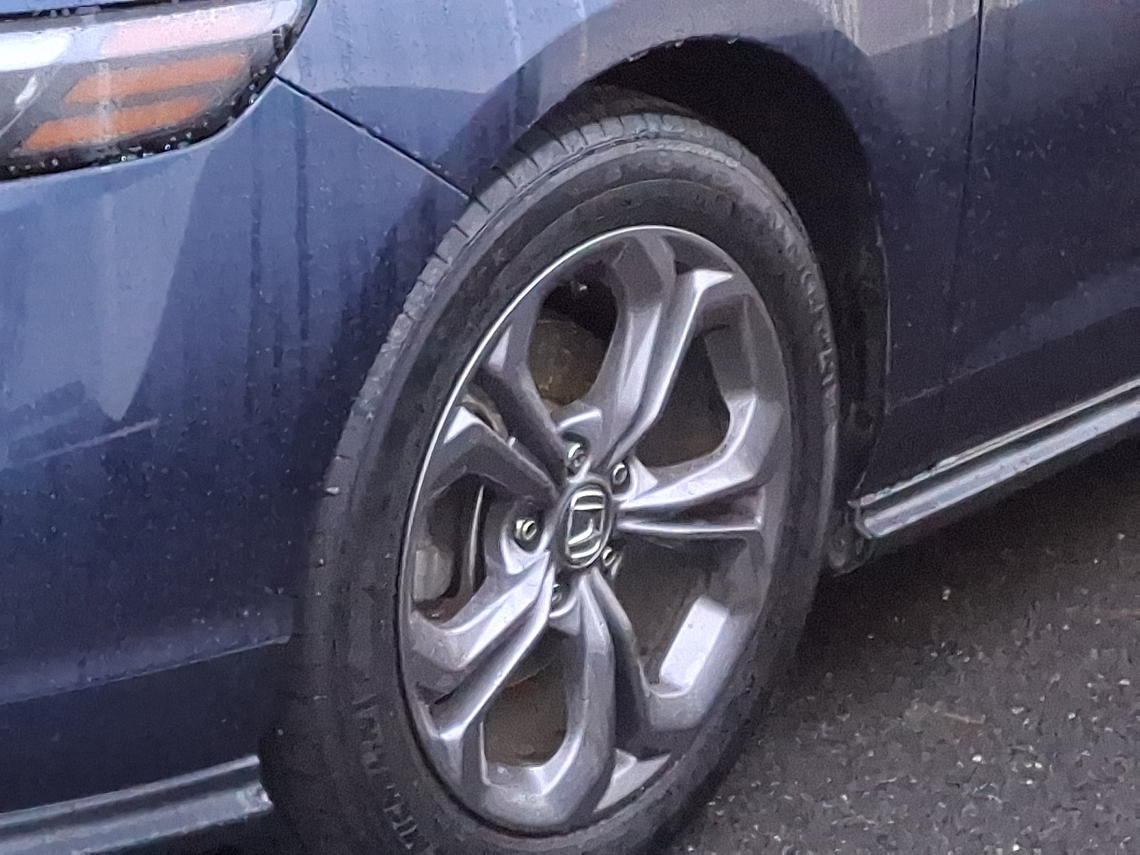 Used 2024 Honda Accord EX image 10