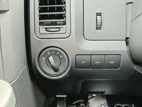 Used 2012 Ford Escape XLT FWD image 30