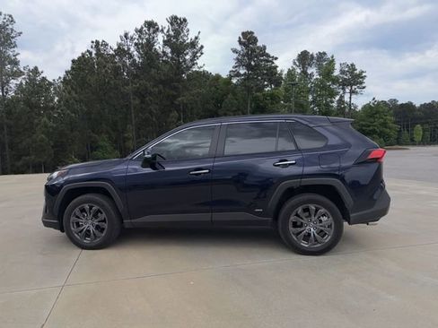 Used 2024 Toyota RAV4 Limited w/ Advanced Technology Package AWD/4WD image 6