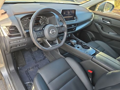 Certified 2023 Nissan Rogue SV w/ SV Premium B Package image 16