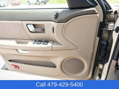 Used 2001 Ford Taurus SES FWD image 28
