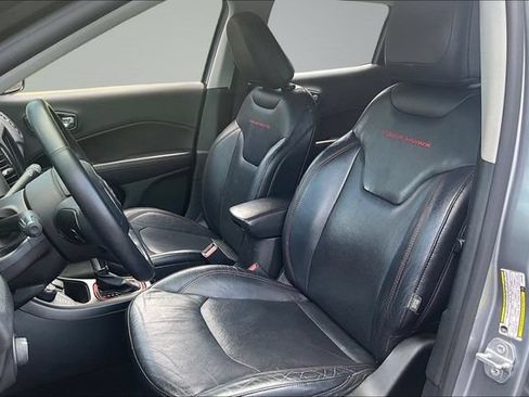 Used 2017 Jeep Compass Trailhawk w/ Leather Interior Group AWD/4WD image 21