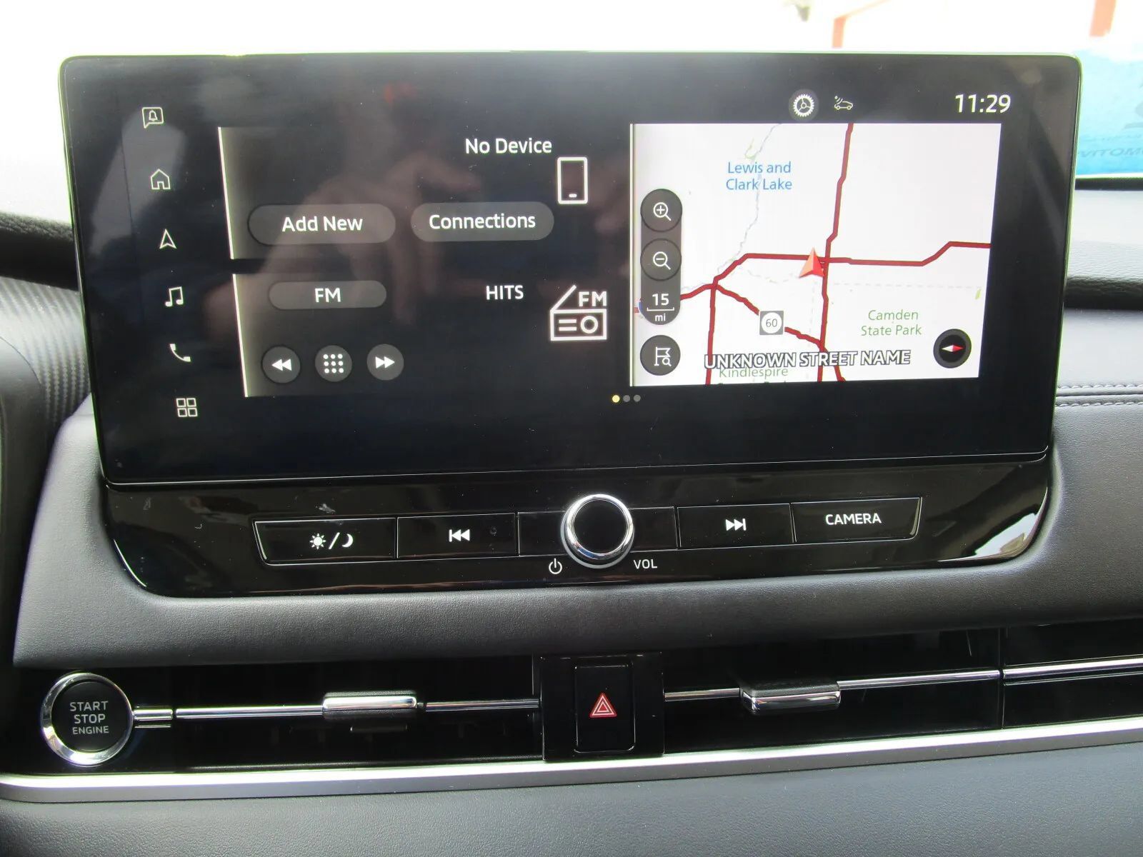 Used 2025 Mitsubishi Outlander SE AWD/4WD image 27