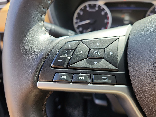 Used 2021 Nissan Sentra SV w/ SV Premium Package FWD image 22