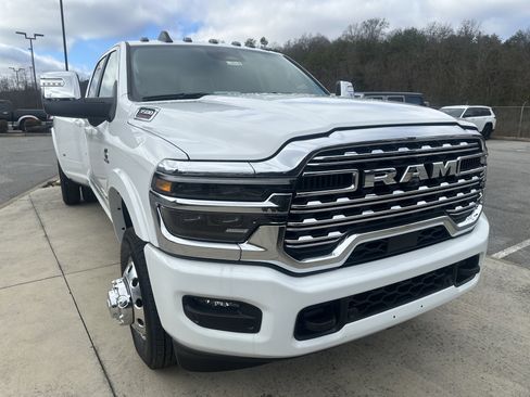 New 2026 RAM 3500 Longhorn image 4
