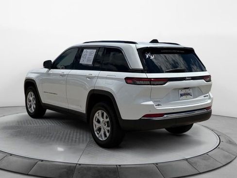 Used 2023 Jeep Grand Cherokee Limited AWD/4WD image 5