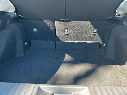 Used 2025 Toyota Prius LE FWD image 25