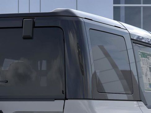 New 2026 Ford Bronco Outer Banks w/ Black Appearance Package image 28