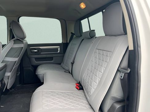 Used 2014 RAM 2500 SLT AWD/4WD image 17