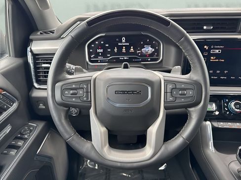 Used 2023 GMC Sierra 1500 Denali image 16