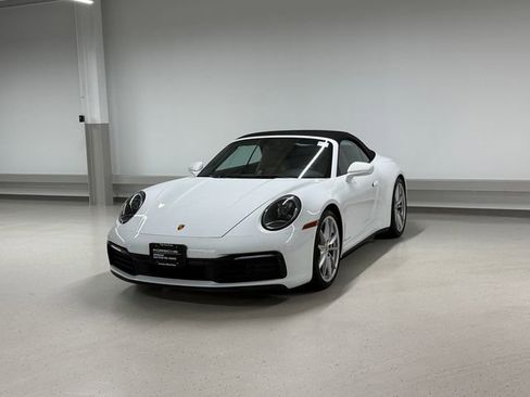 Certified 2024 Porsche 911 Carrera RWD image 10