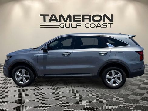Used 2023 Kia Sorento LX AWD/4WD image 4