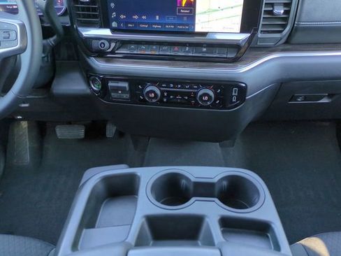 Used 2025 Chevrolet Silverado 1500 LT w/ Safety Package AWD/4WD image 21