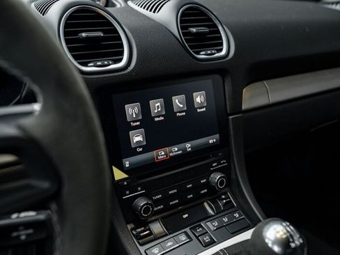 Used 2023 Porsche 718 Cayman GT4 RWD image 32