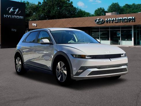 New 2026 Hyundai Ioniq 5 SEL image 11