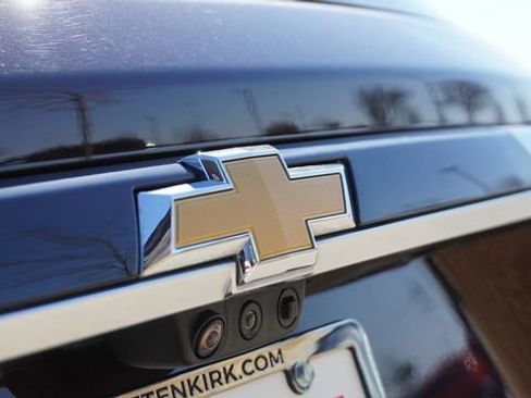 Used 2023 Chevrolet Traverse Premier w/ LPO, Floor Liner Package image 12