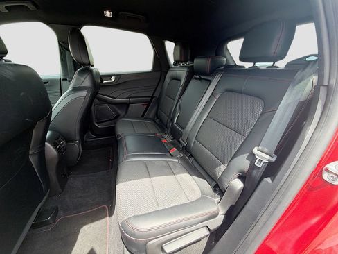 Used 2023 Ford Escape ST-Line w/ Tech Pack #1 AWD/4WD image 26