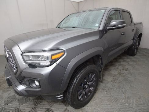 Certified 2022 Toyota Tacoma Limited image 1