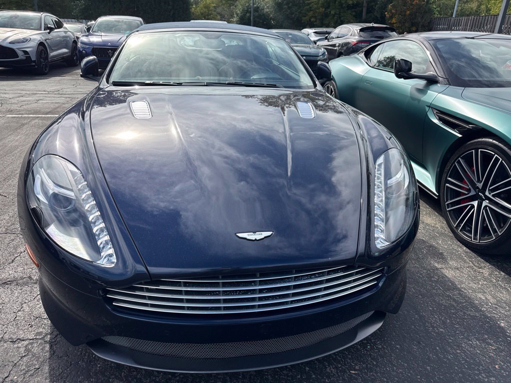 Used 2014 Aston Martin DB9 Volante RWD image 3