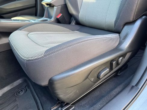 Used 2024 Subaru Crosstrek 2.0i Premium AWD/4WD image 16