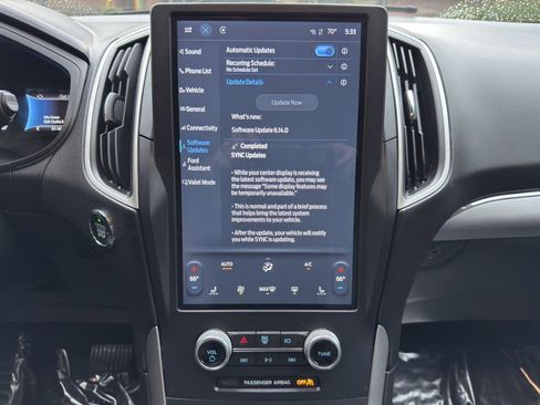 Used 2022 Ford Edge SEL image 24