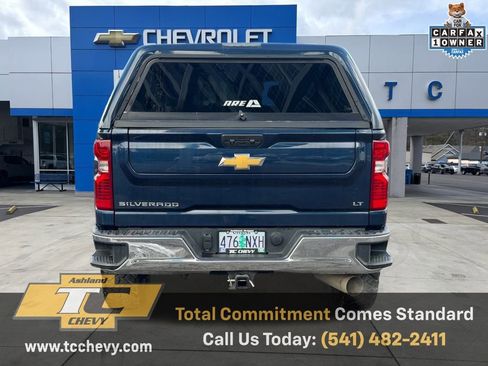 Certified 2022 Chevrolet Silverado 2500 LT w/ Convenience Package image 6