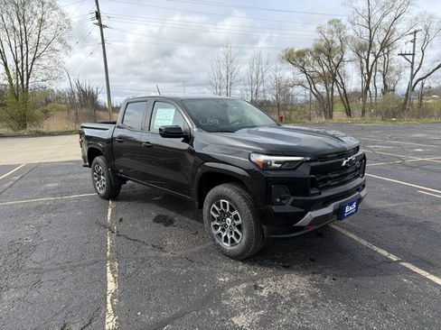 New 2026 Chevrolet Colorado Z71 w/ Z71 Convenience Package 2 AWD/4WD image 3