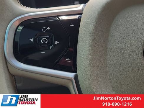 Used 2021 Volvo S60 T5 Momentum w/ Premium Package AWD/4WD image 26